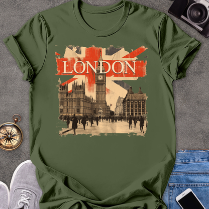 London | Unisex Softstyle T-Shirt | Retro Style Travel Tee